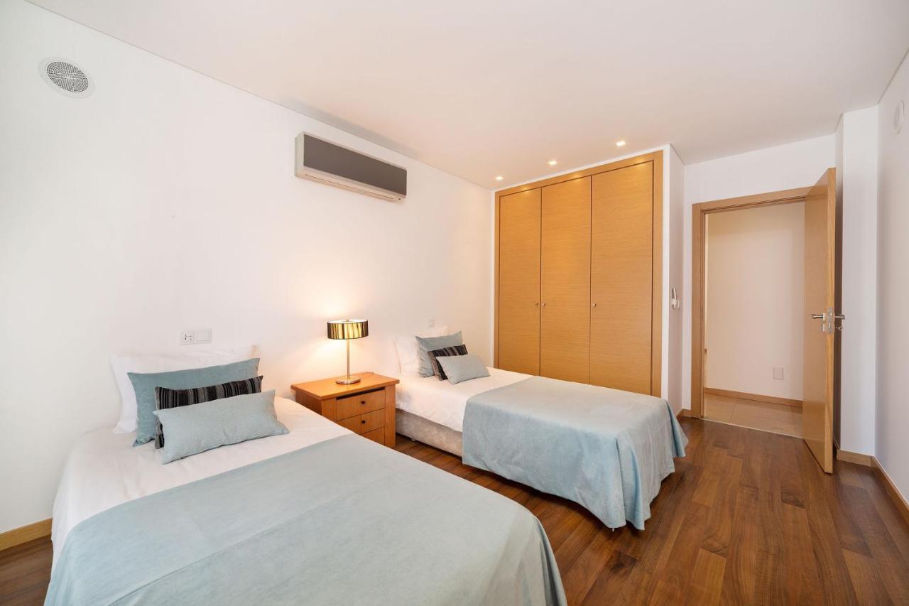 Baia Residence 2 - Holiday Apartments - By Sch Sao Martinho do Porto Exterior photo